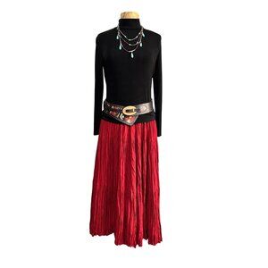 Vintage Double D Ranch Tiered Maxi Broom Skirt Size S Western / Belt & Necklace